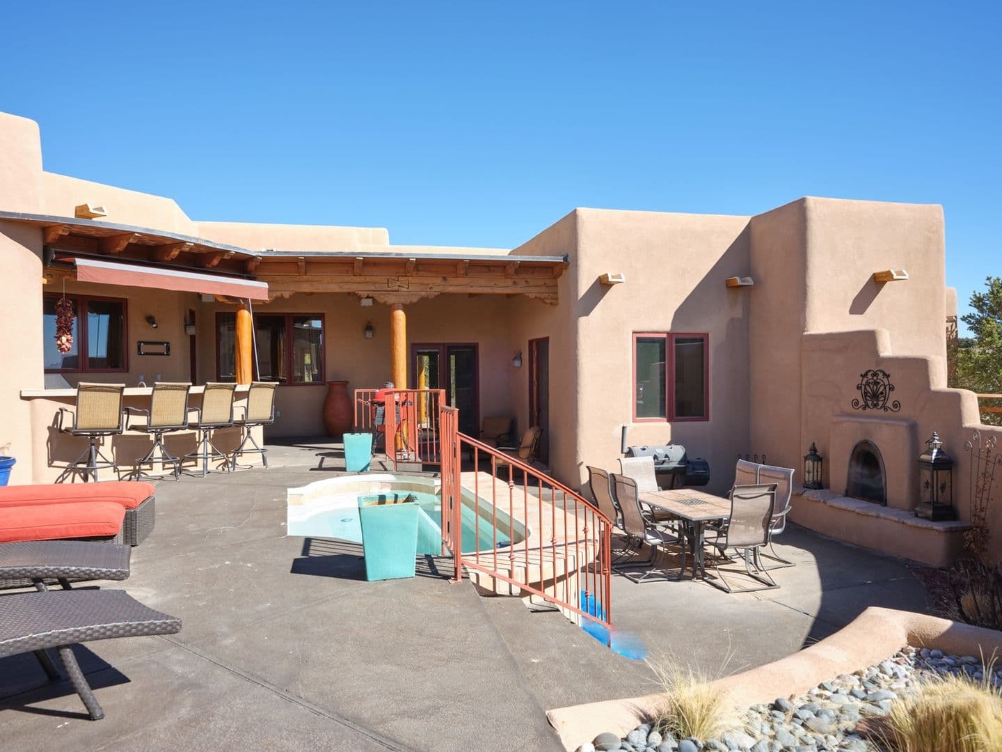 Santa Fe House: 4 Bishops Dome Rd