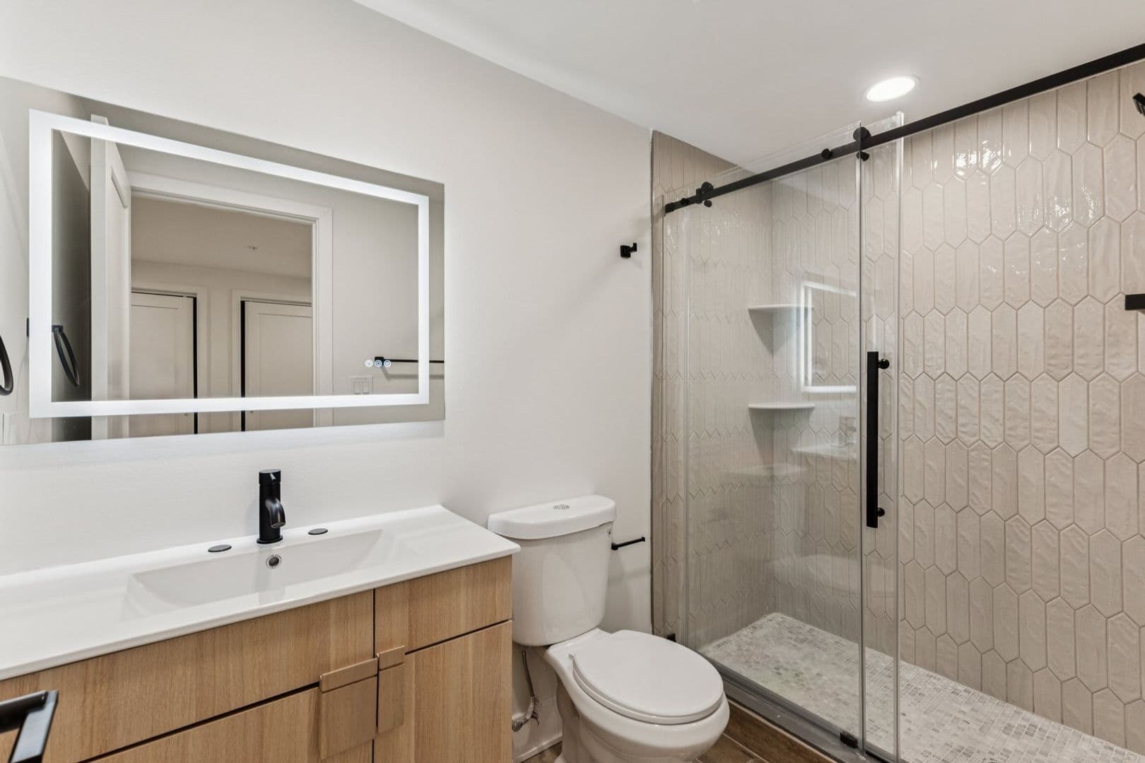 Philadelphia House: 739 N Capitol St
