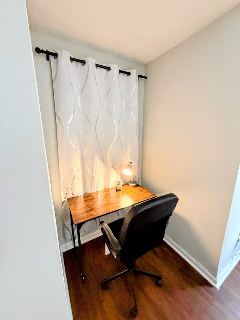 Atlanta House: 5405 Glen Haven Dr