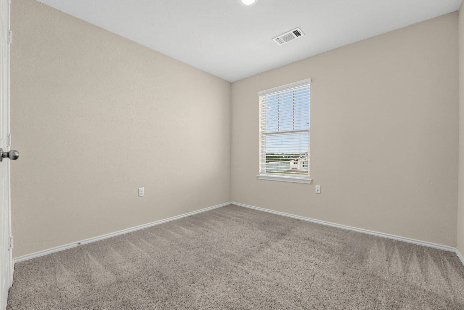 Manor House: 11111 Mestengo Dr
