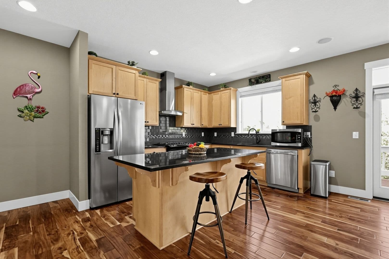 Portland House: 3830 NW Unrath Pl