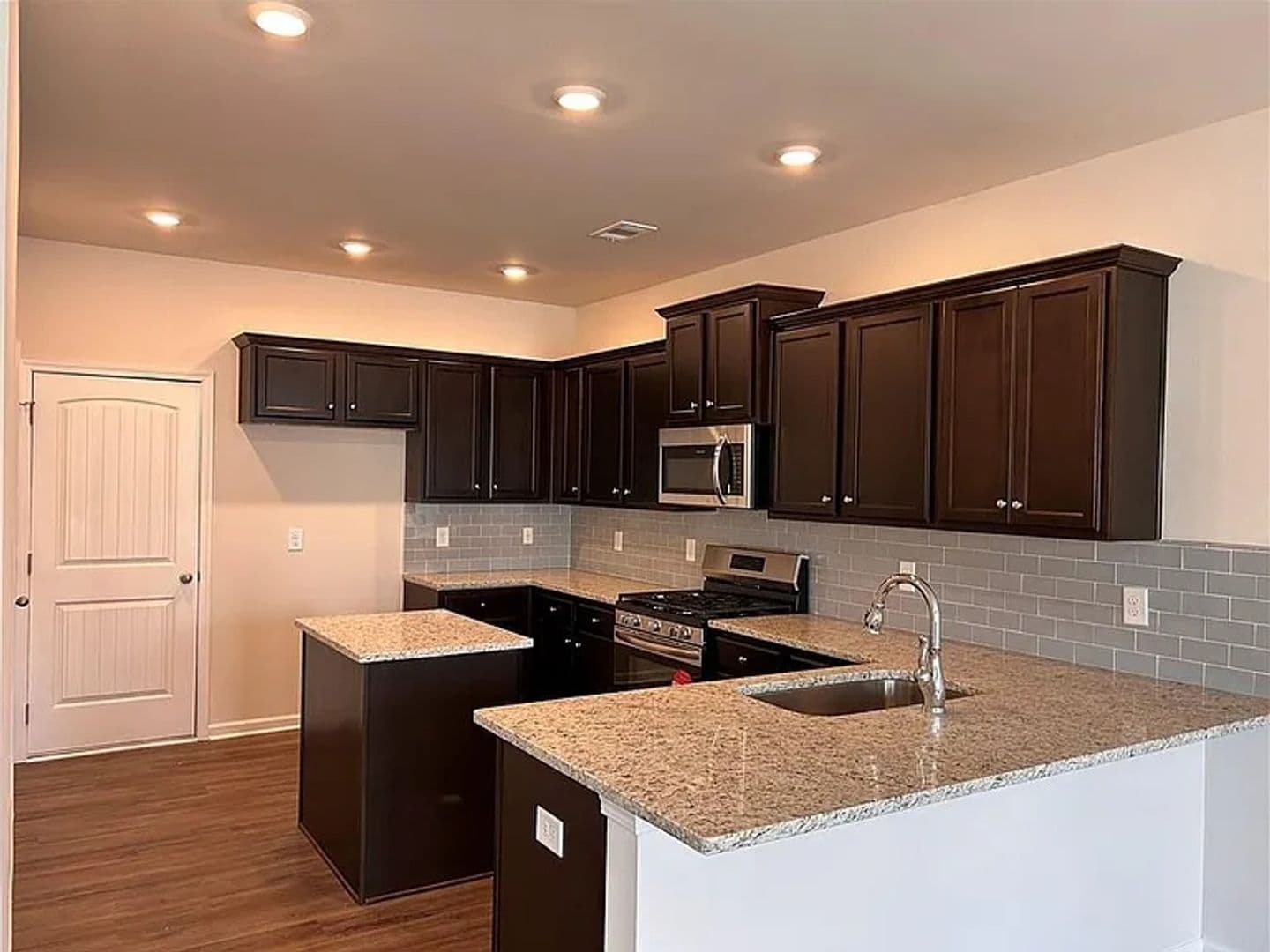 Dawsonville House: 38 Windover Way