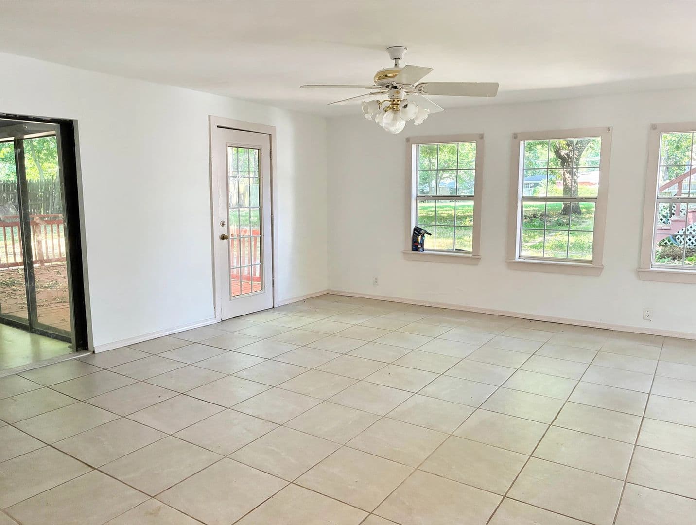 Tulsa House: 5212 S Columbia Pl