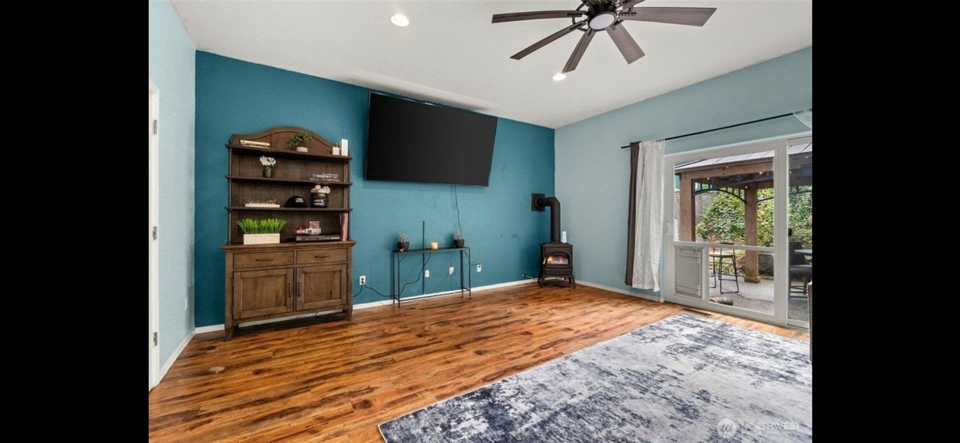 Olympia House: 627 Bates St SW