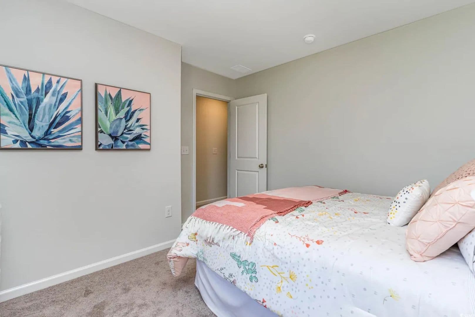 Little River House: 651 Wallace Dr