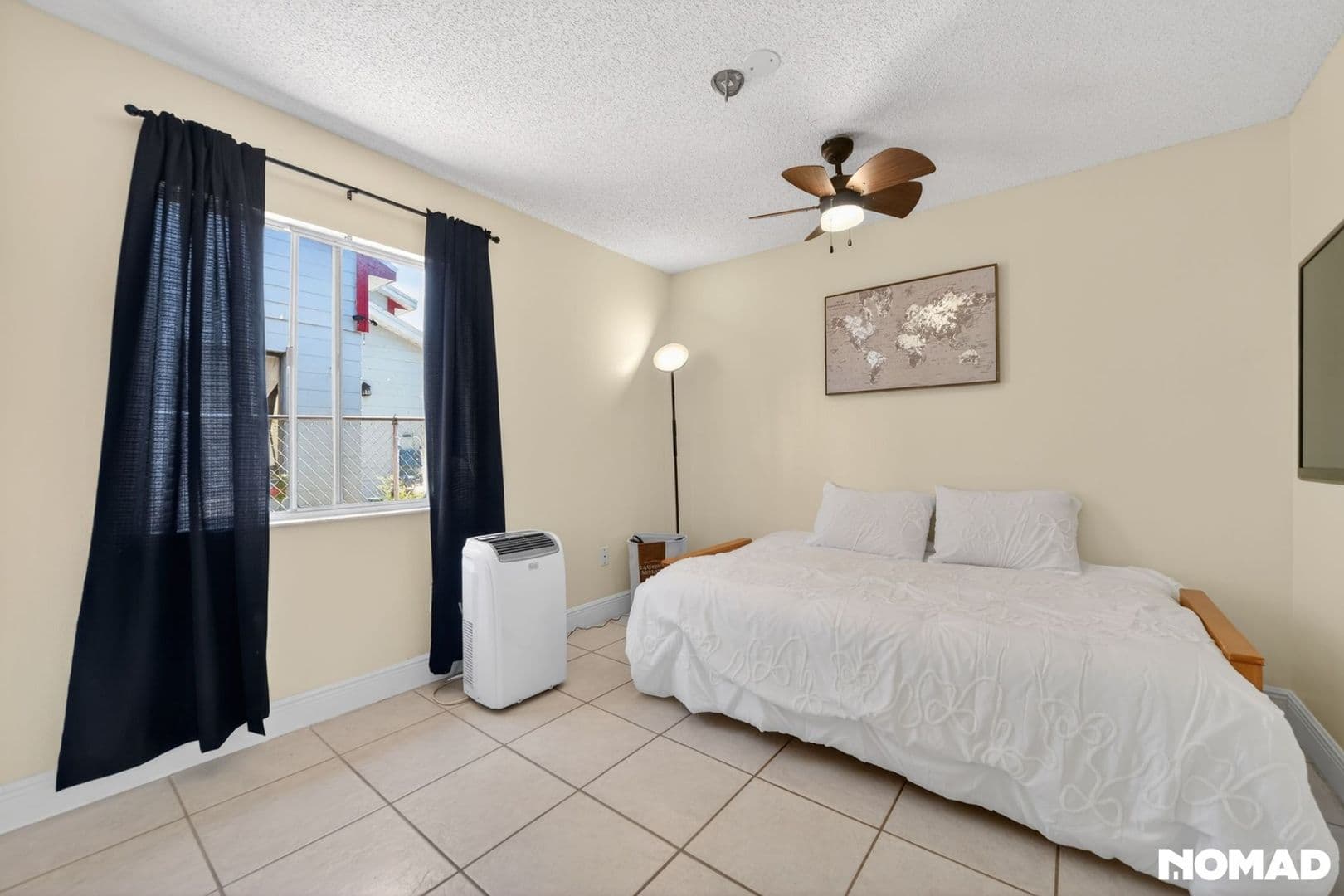 Orlando House: 293 Chicago Woods Cir