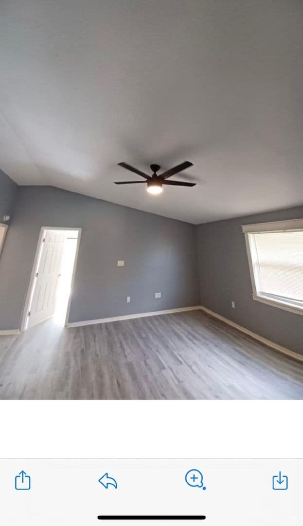 Inverness House: 415 W Circlewood St