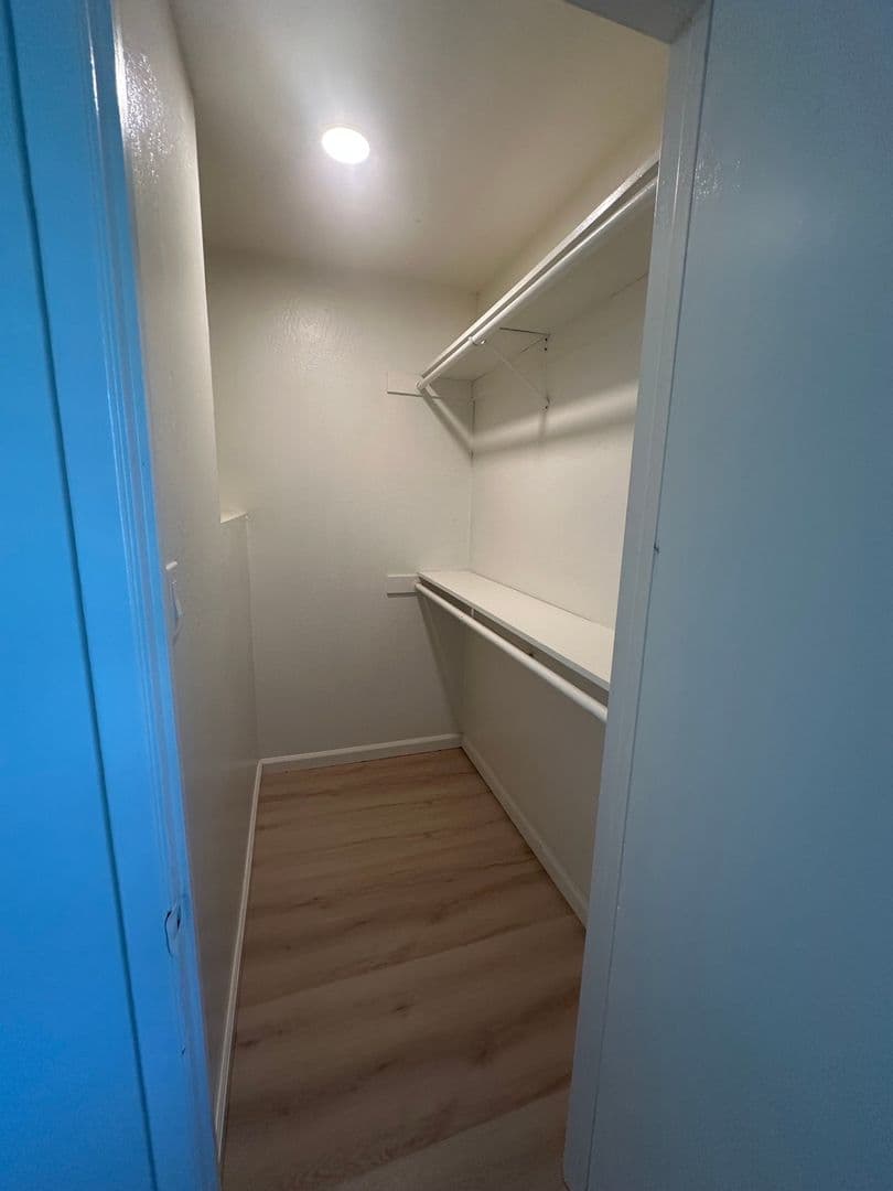 Auburn Condo: 3673 Park Dr