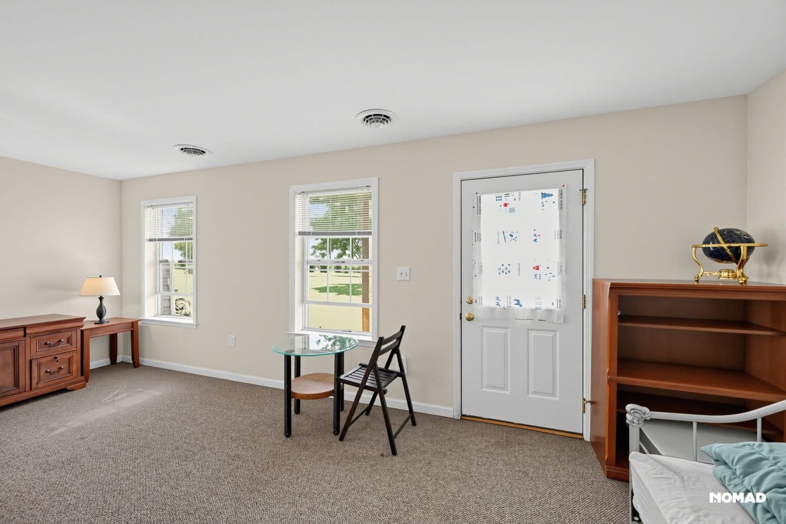 Carlisle Townhome: 318 Sherman Ave