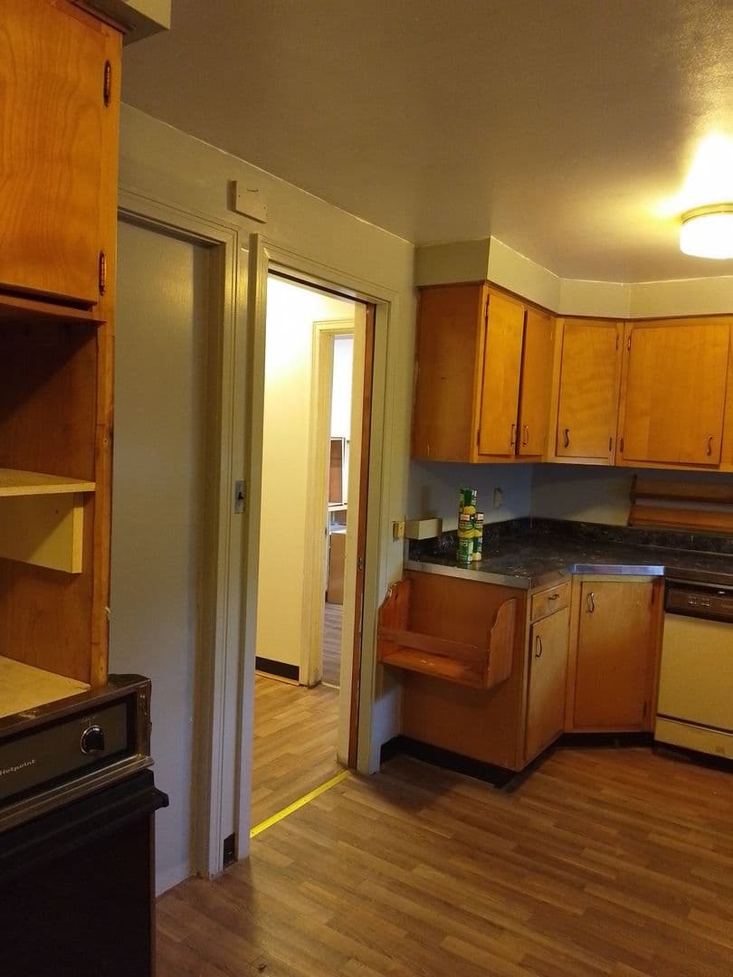 Buffalo Townhome: 36 Davidson Ave