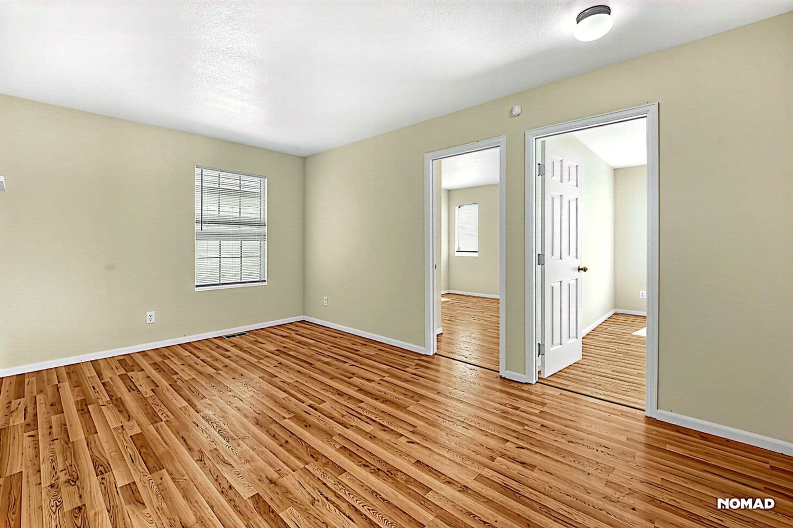 Aurora House: 1533 S Buckley Way