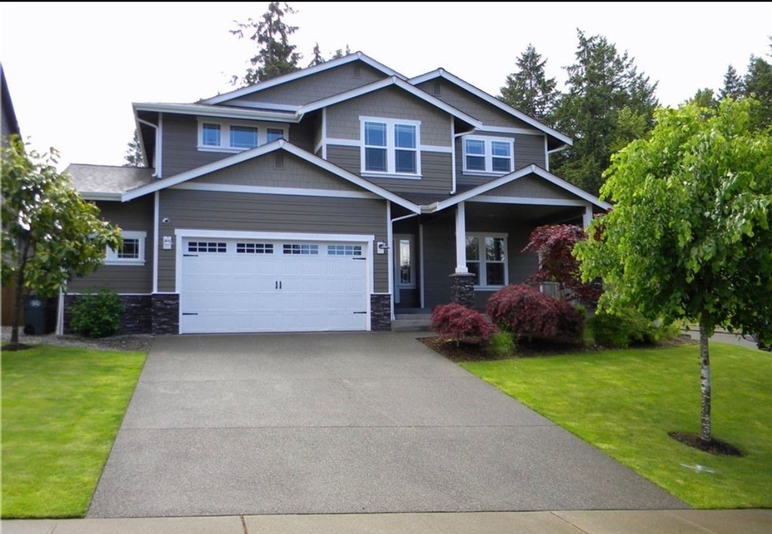 Graham House: 9202 198 St Ct E