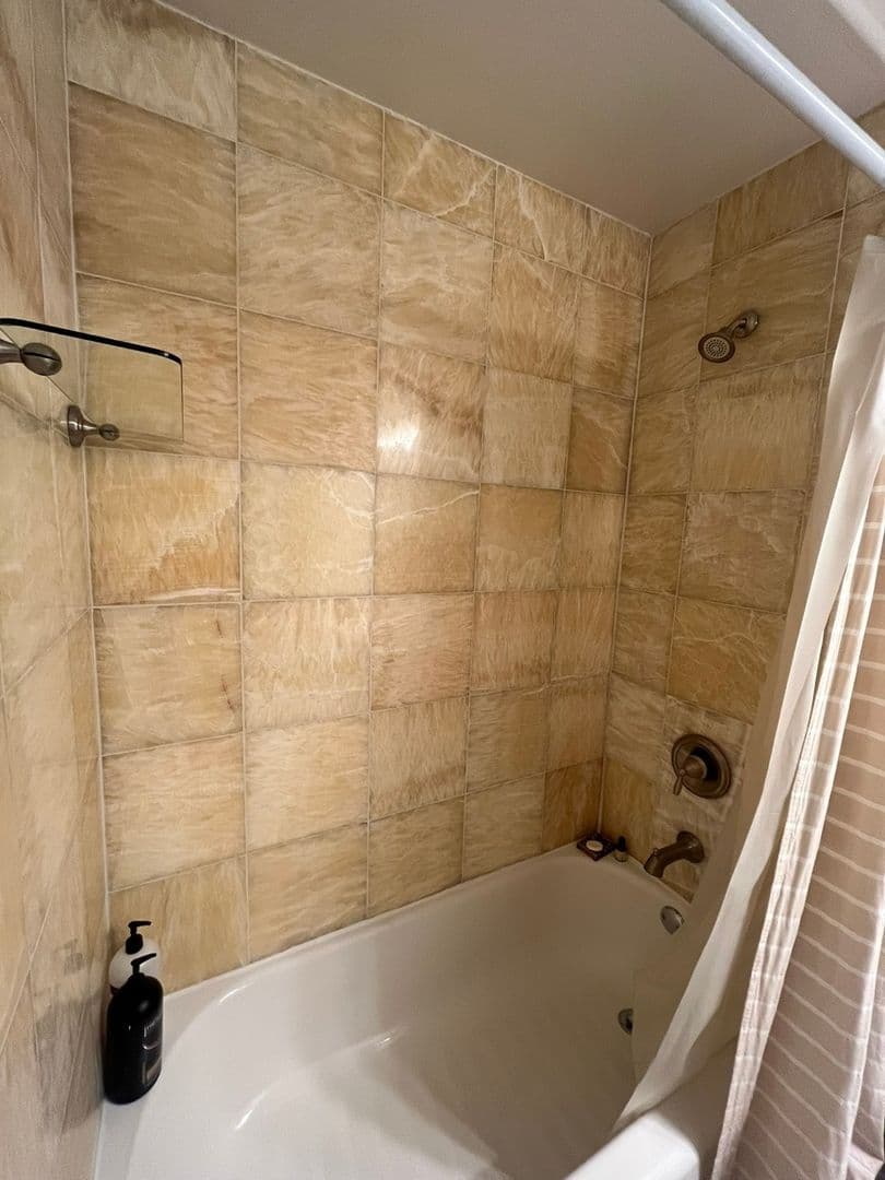 Washington Condo: 2132 11th St NW