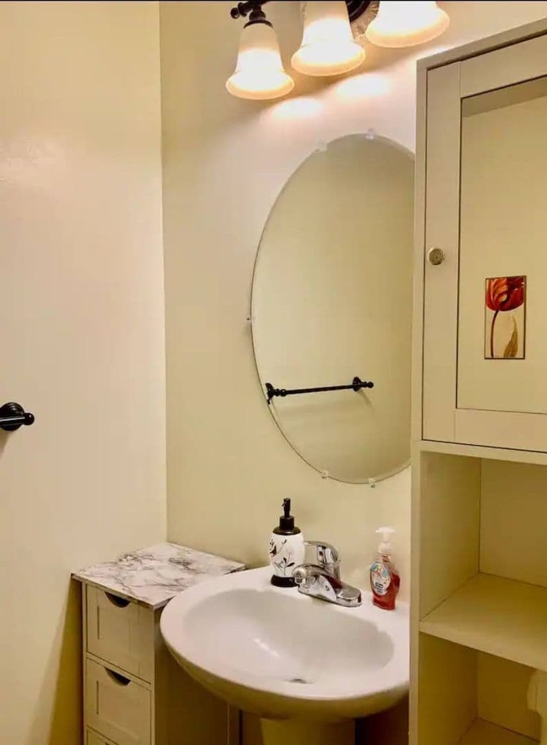 Dunlap House: 11723 N Scotts Trl