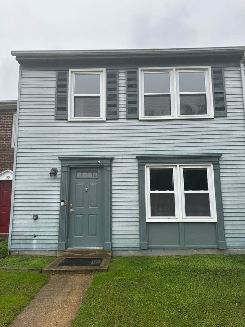 Waldorf Townhome: 61 Meadow Ln