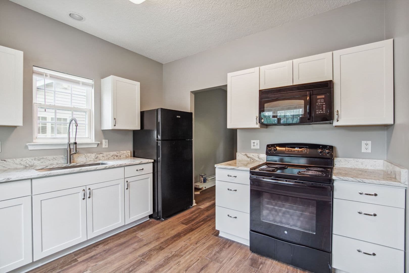 Raleigh House: 1117 Aaron Dr