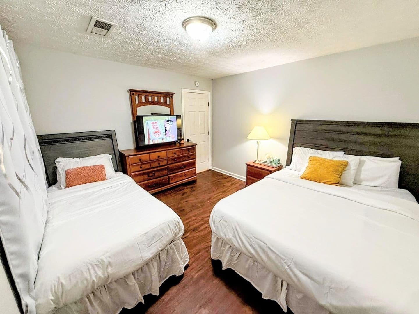 Atlanta House: 5405 Glen Haven Dr