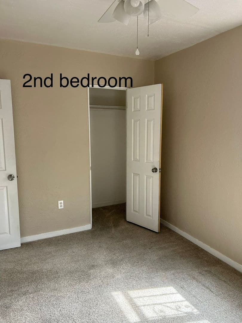 Albuquerque House: 2534 Cagua Dr NE