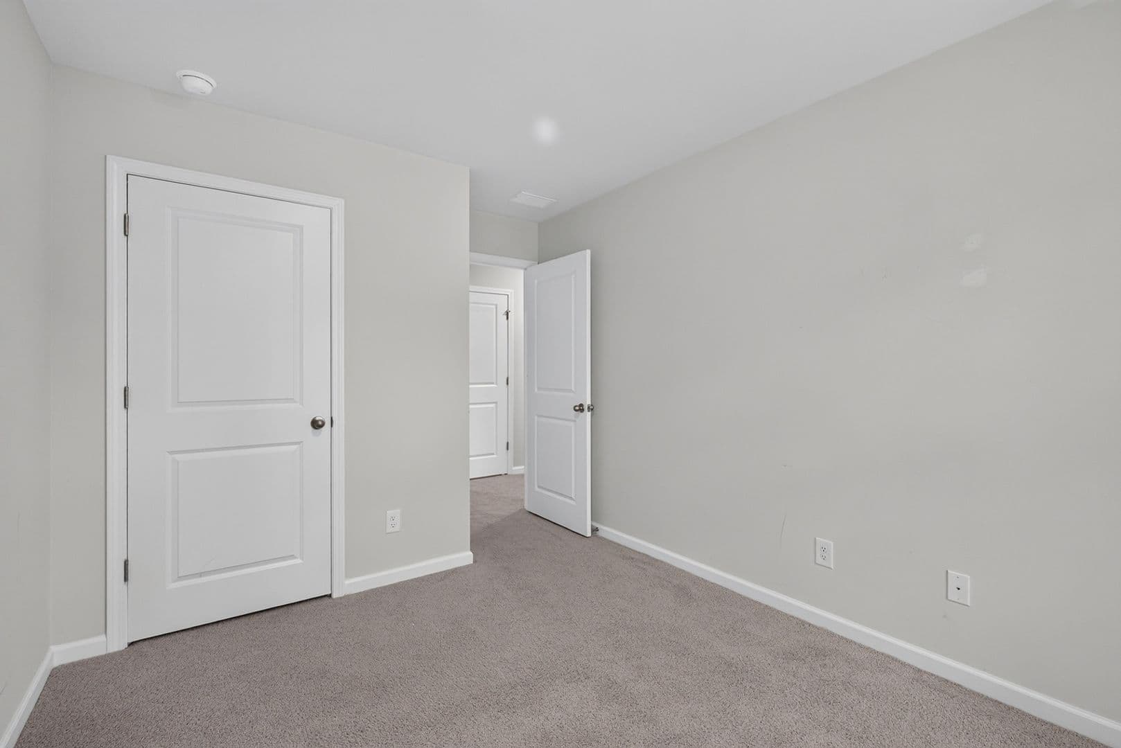Bloomingdale House: 183 Coneflower Rd