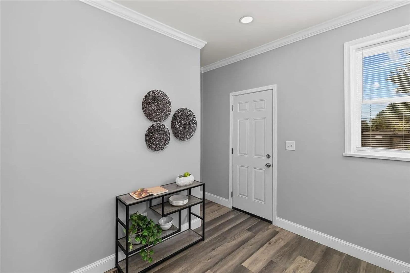 Saint Louis House: 4406 Ellenwood Ave