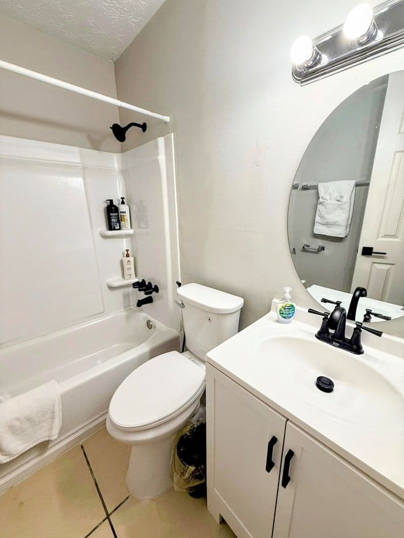 Atlanta House: 5405 Glen Haven Dr
