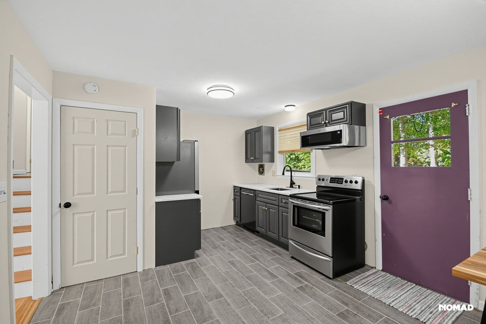 South Windsor House: 85 Willow St