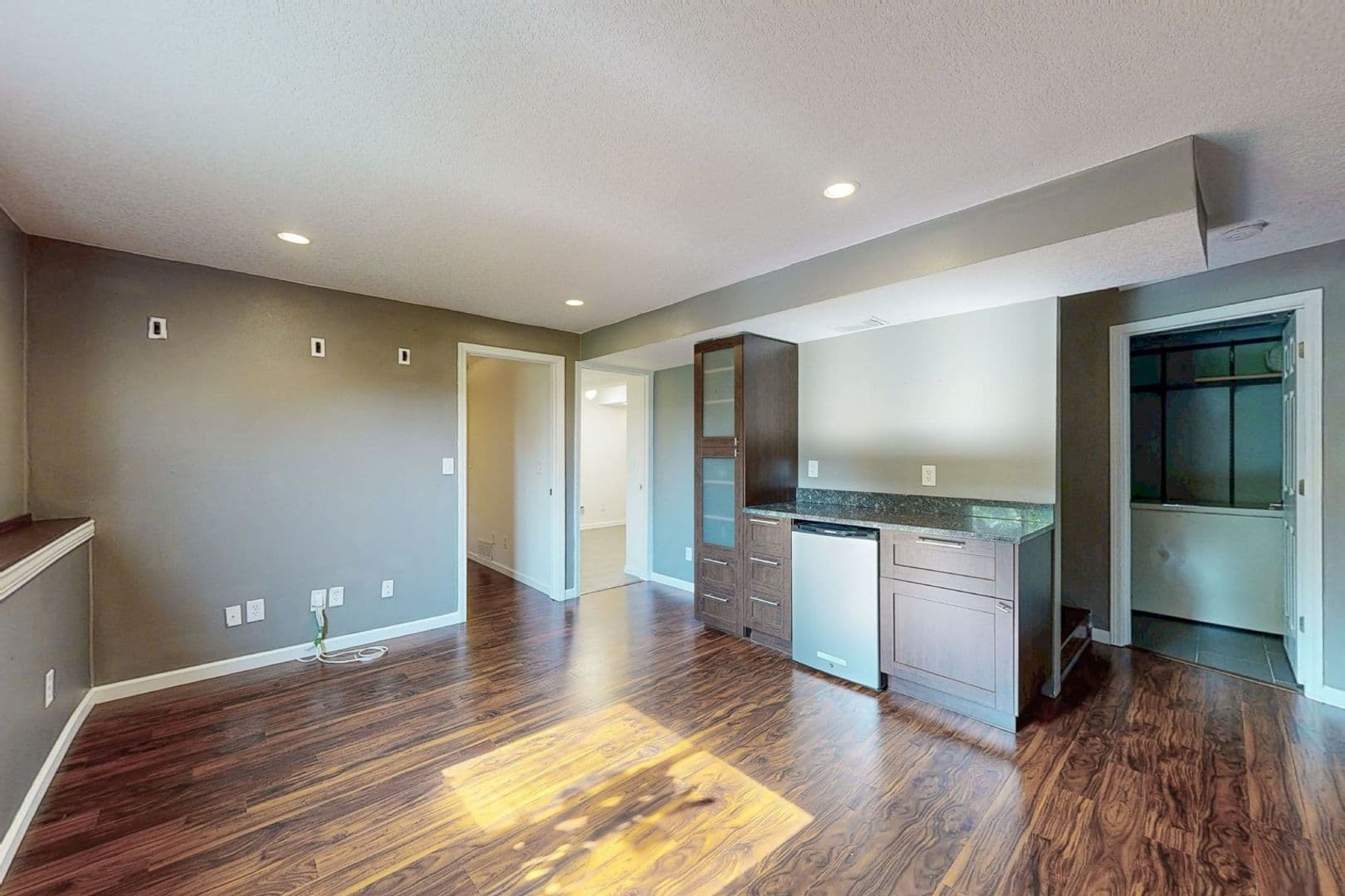 Ankeny House: 5113 Ne Ledgestone Ct