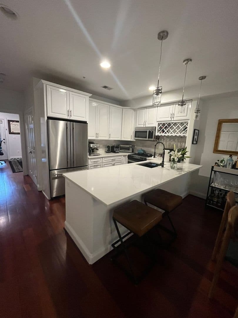 Washington Condo: 2132 11th St NW