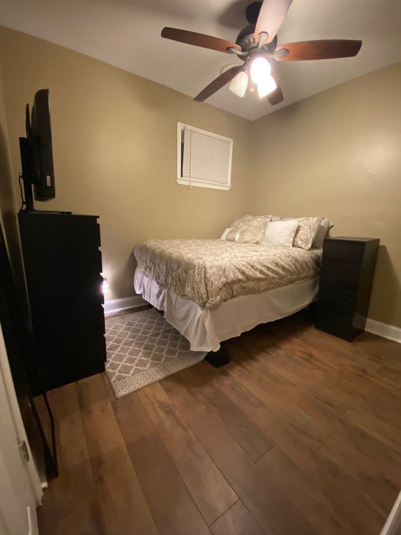 Wilimington Townhome: 1103 W 7th St