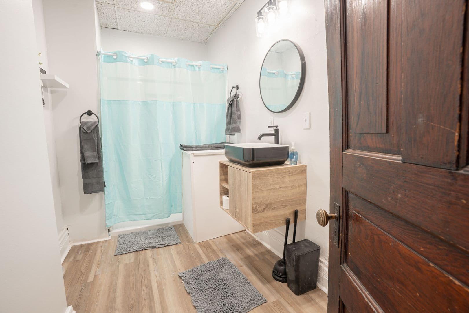 Terre Haute House: 731 S 7th St
