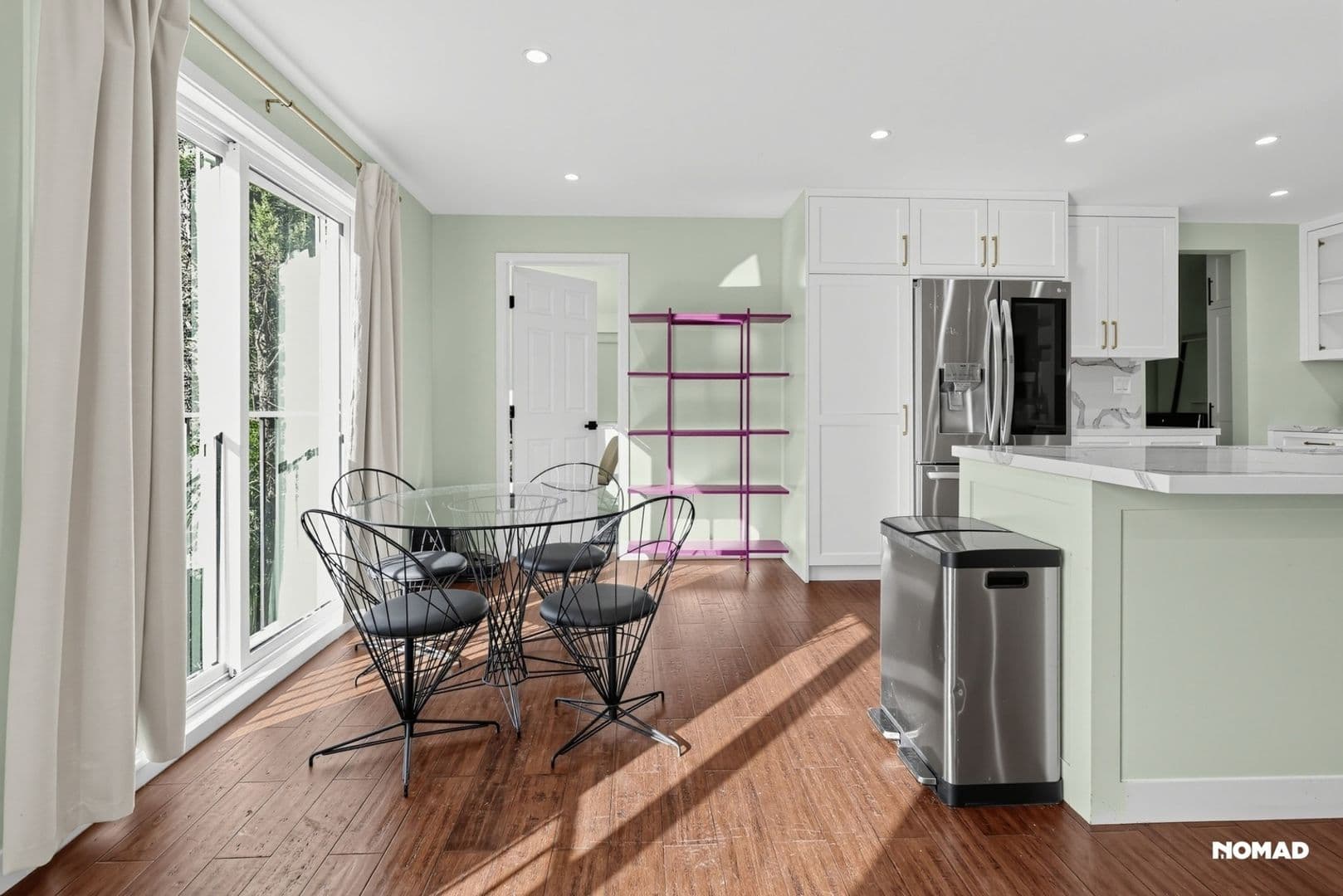 Los Angeles House: 4875 Wicopee Ave