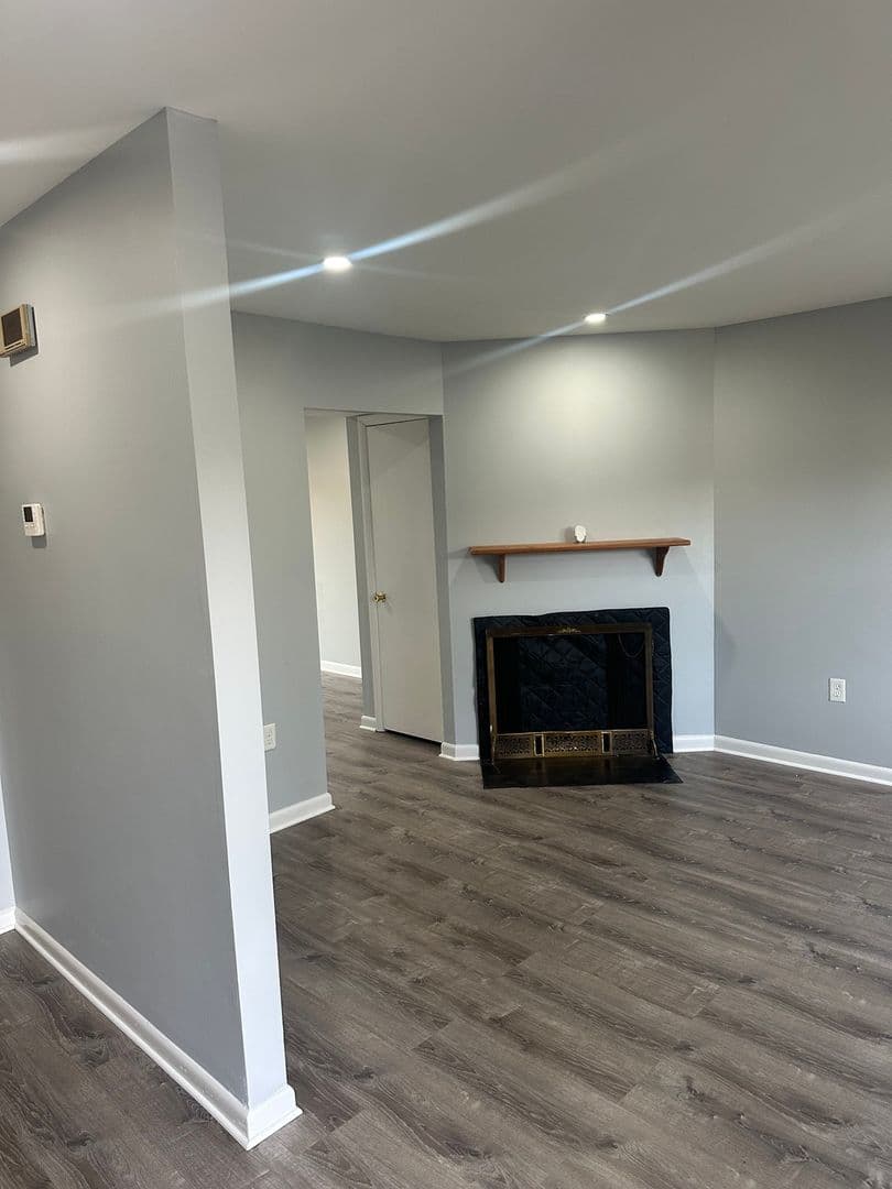 Waldorf Townhome: 61 Meadow Ln