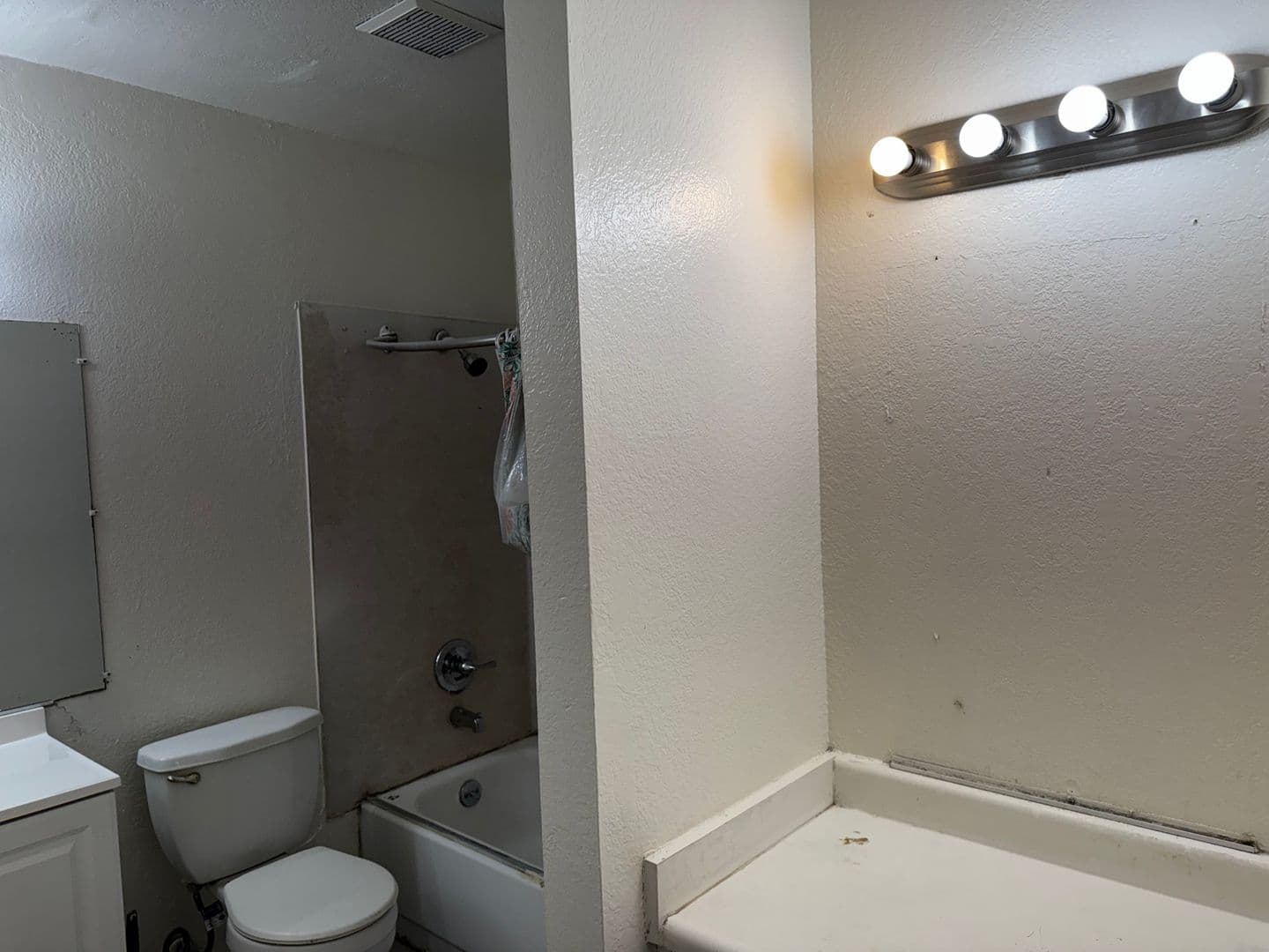 Stockton House: 6284 Porterfield Ct