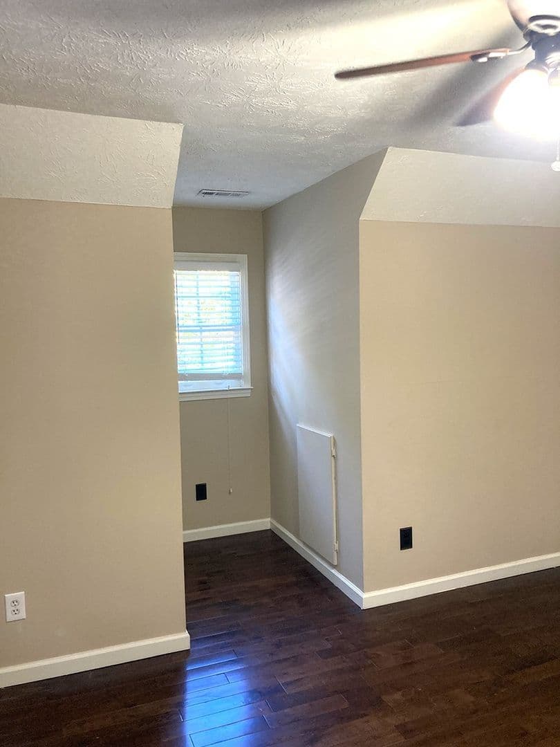 Villa Rica House: 1370 Fernwood Ct
