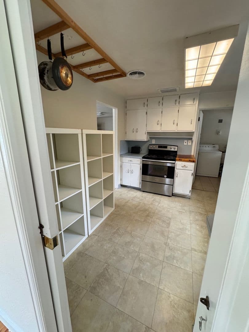 Boulder House: 2802 Cordry Ct