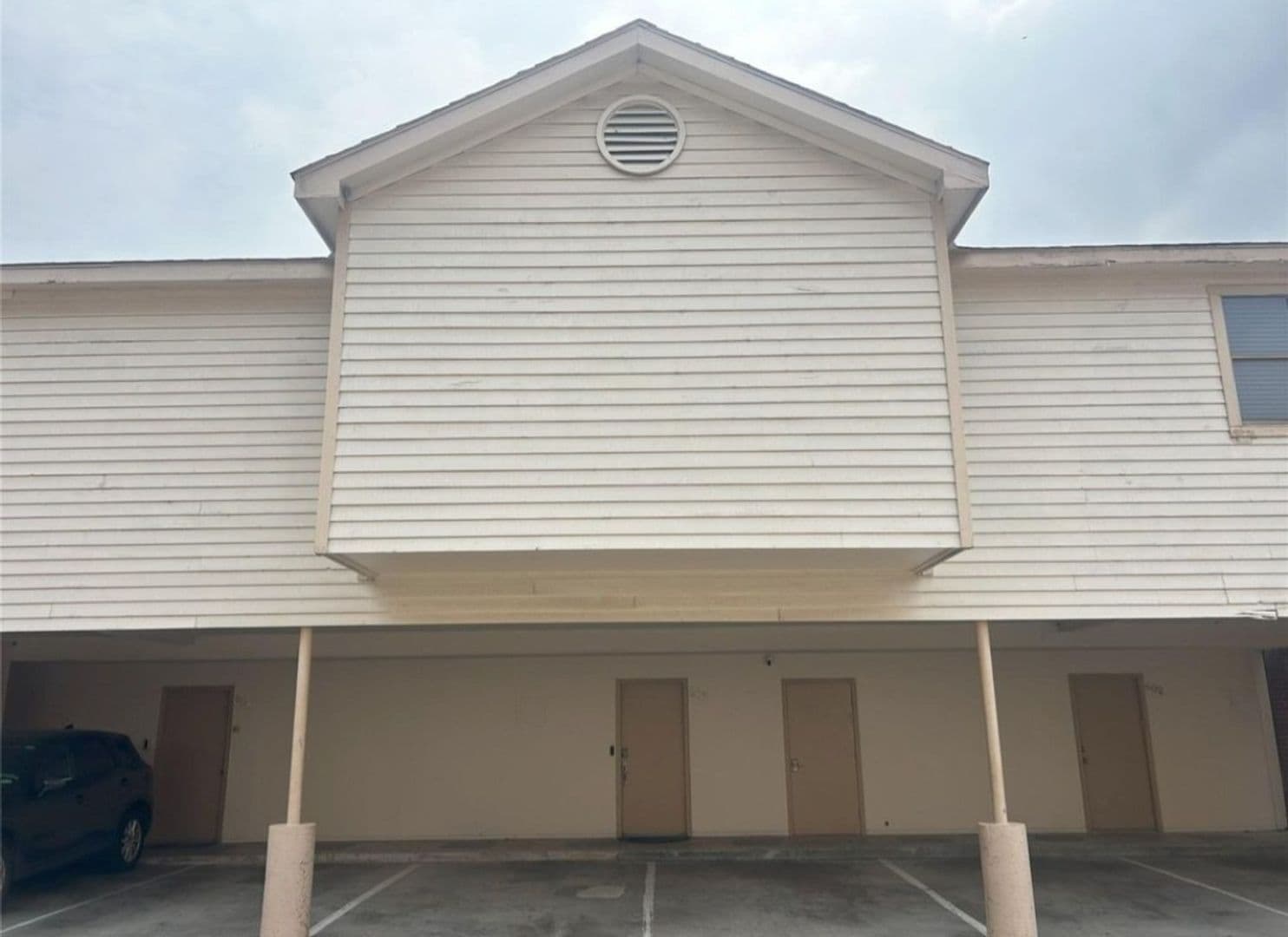 Stafford Condo: 1103 Dulles Ave