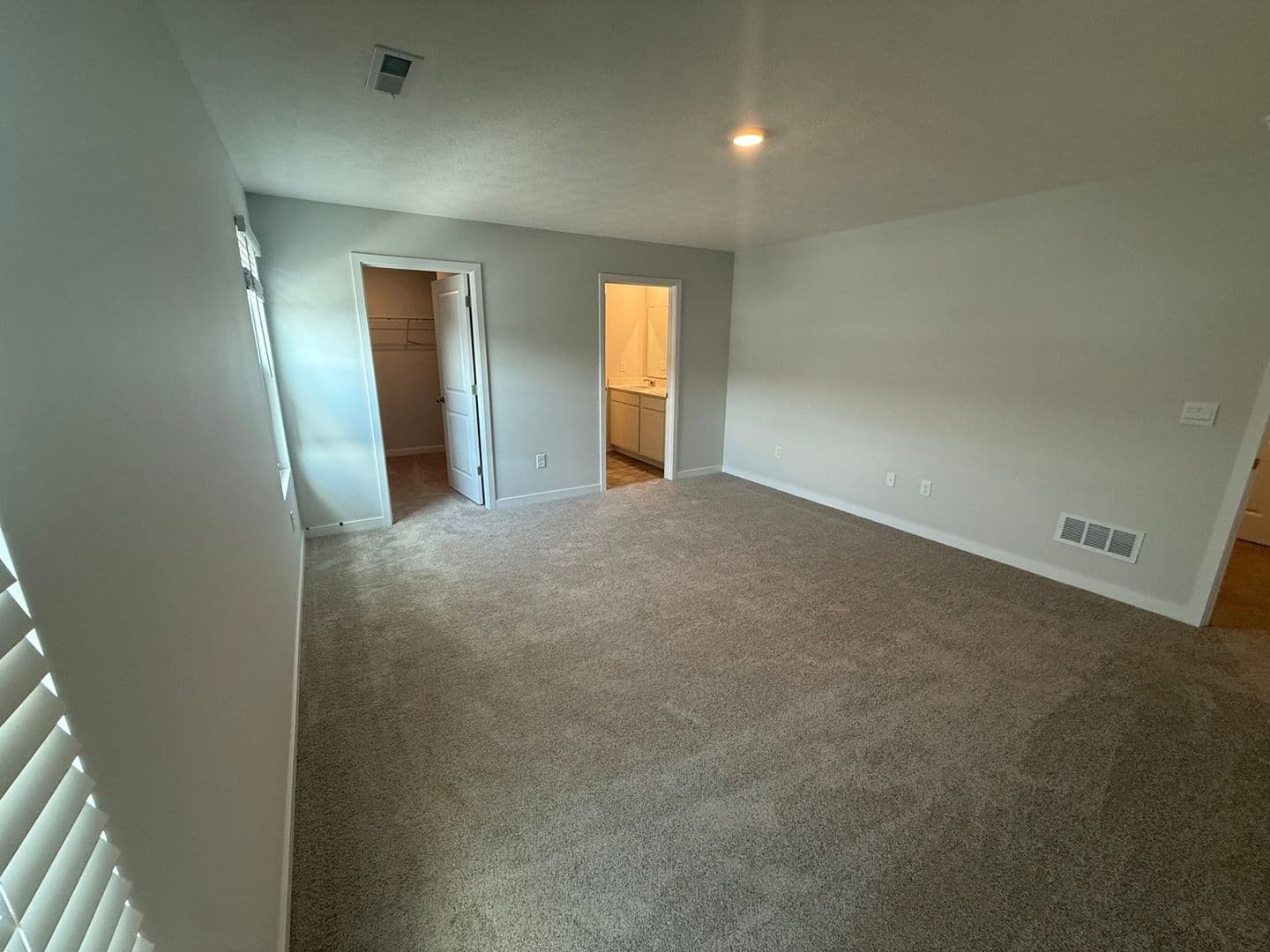 Columbus Townhome: 1388 Marinelli Dr E