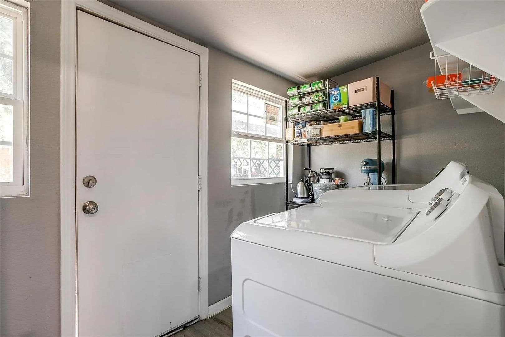 Fort Worth House: 1044 E Ramsey Ave