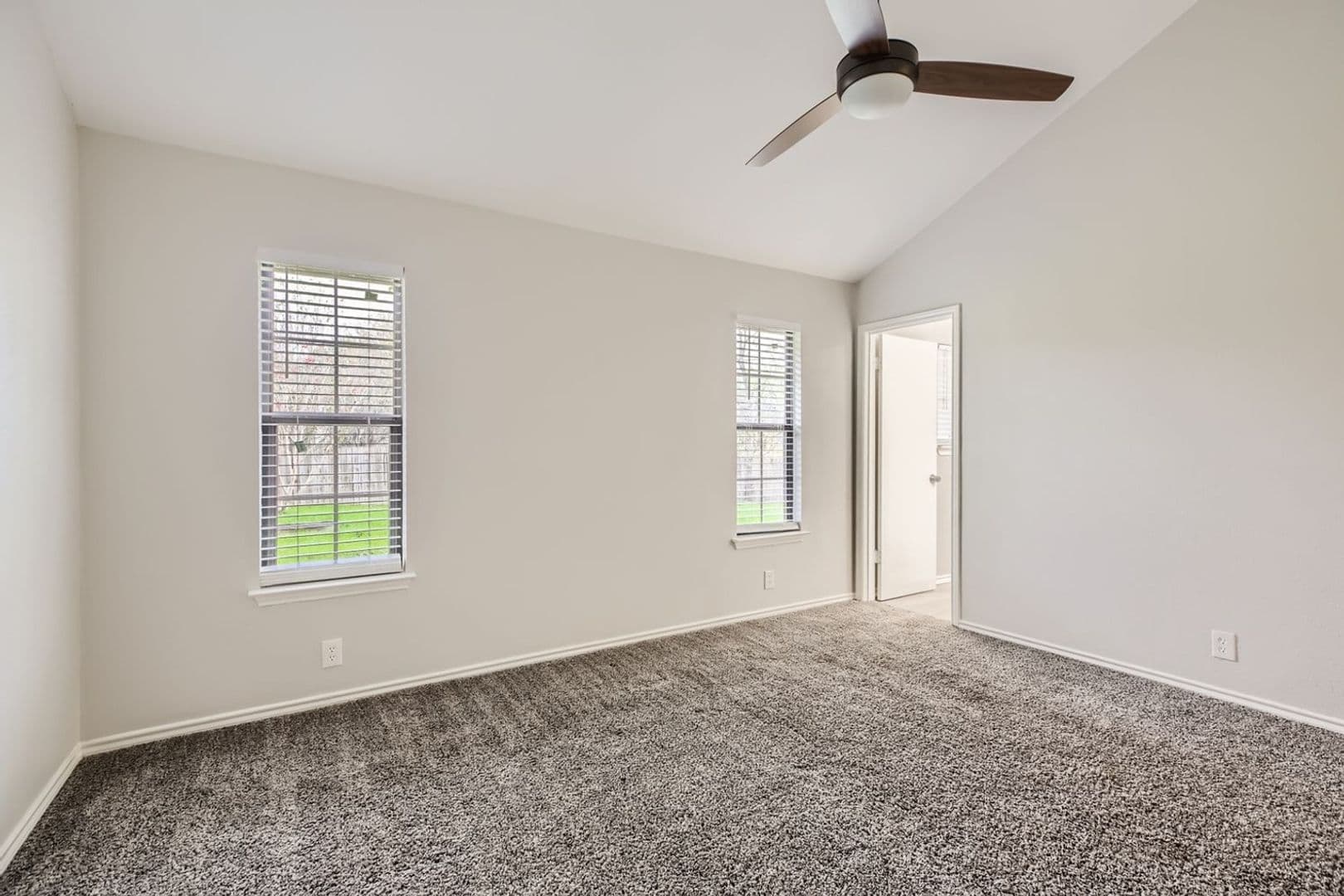 San Antonio House: 4514 Dove Lake St