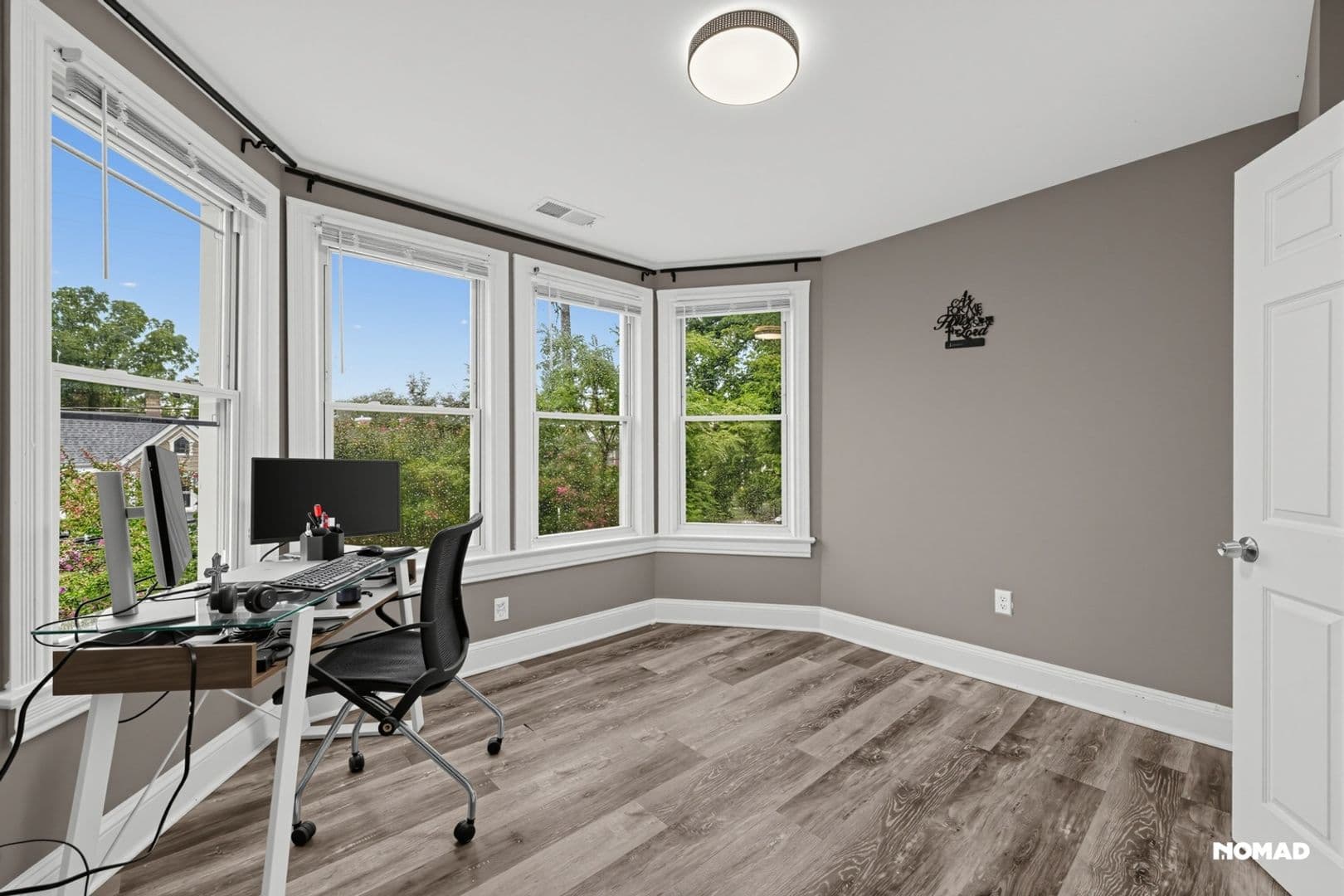 Washington House: 1627 W St SE