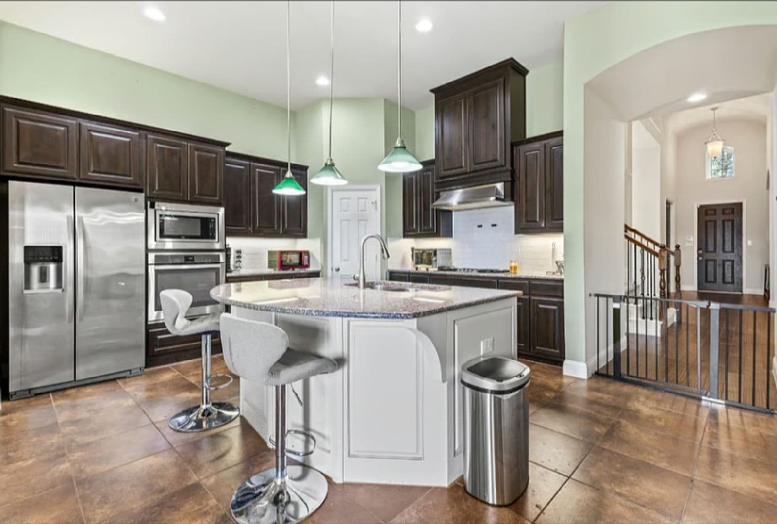 Forney House: 1036 Edgefield Ln