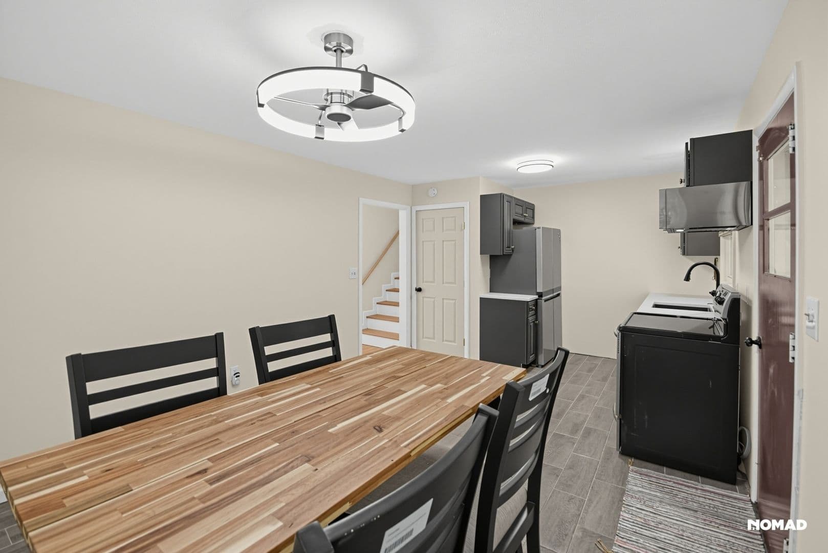 South Windsor House: 85 Willow St