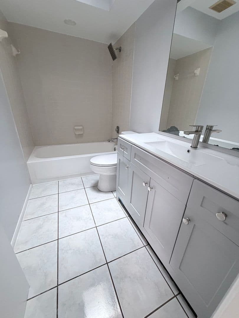 Tampa Townhome: 8728 Jasmine Pond Dr