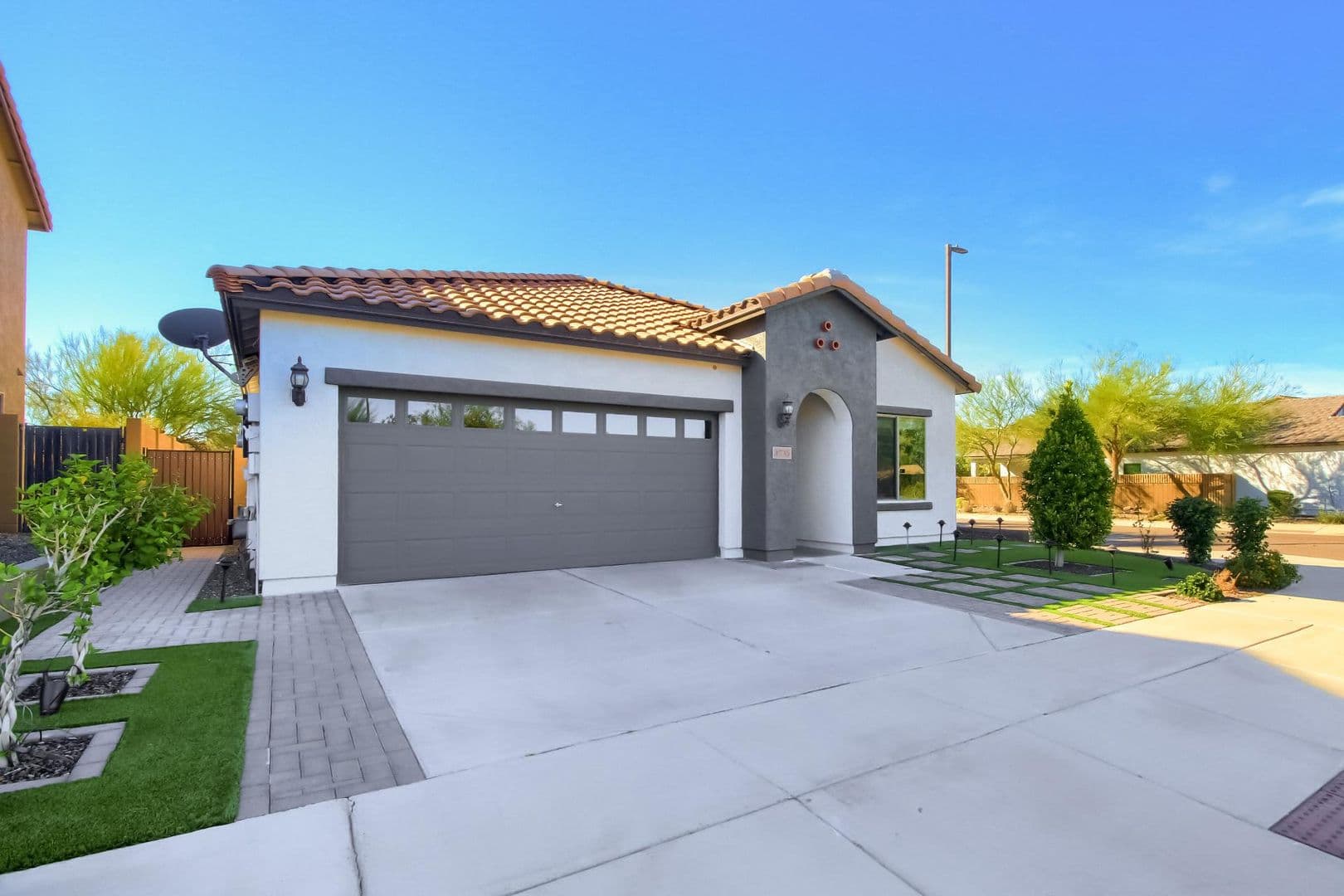 Phoenix House: 1735 West Straight Arrow Lane