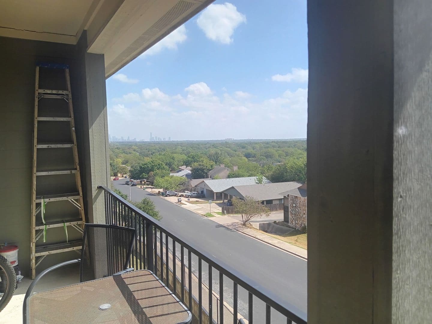 Austin Condo: 6810 Deatonhill Dr