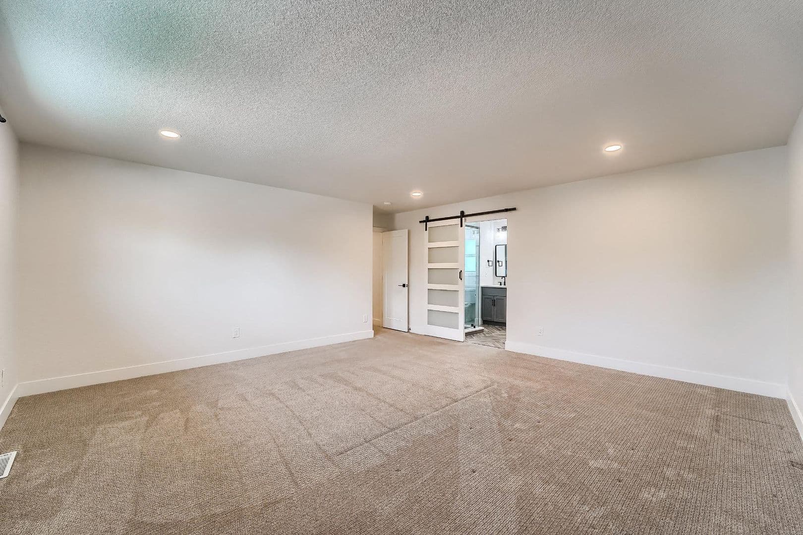 Denver House: 9923 East Exposition Avenue