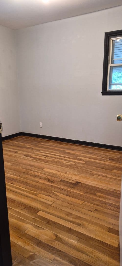 Saint Louis House: 10605 Dunkeld Cir