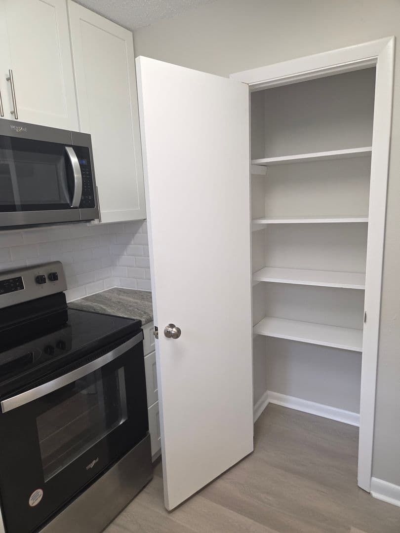 Crestview House: 503 Tall Pines St