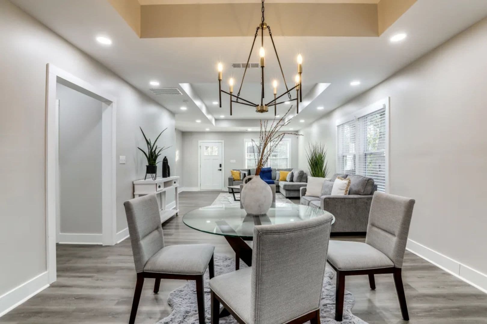 Atlanta House: 1429 Almont Dr Sw
