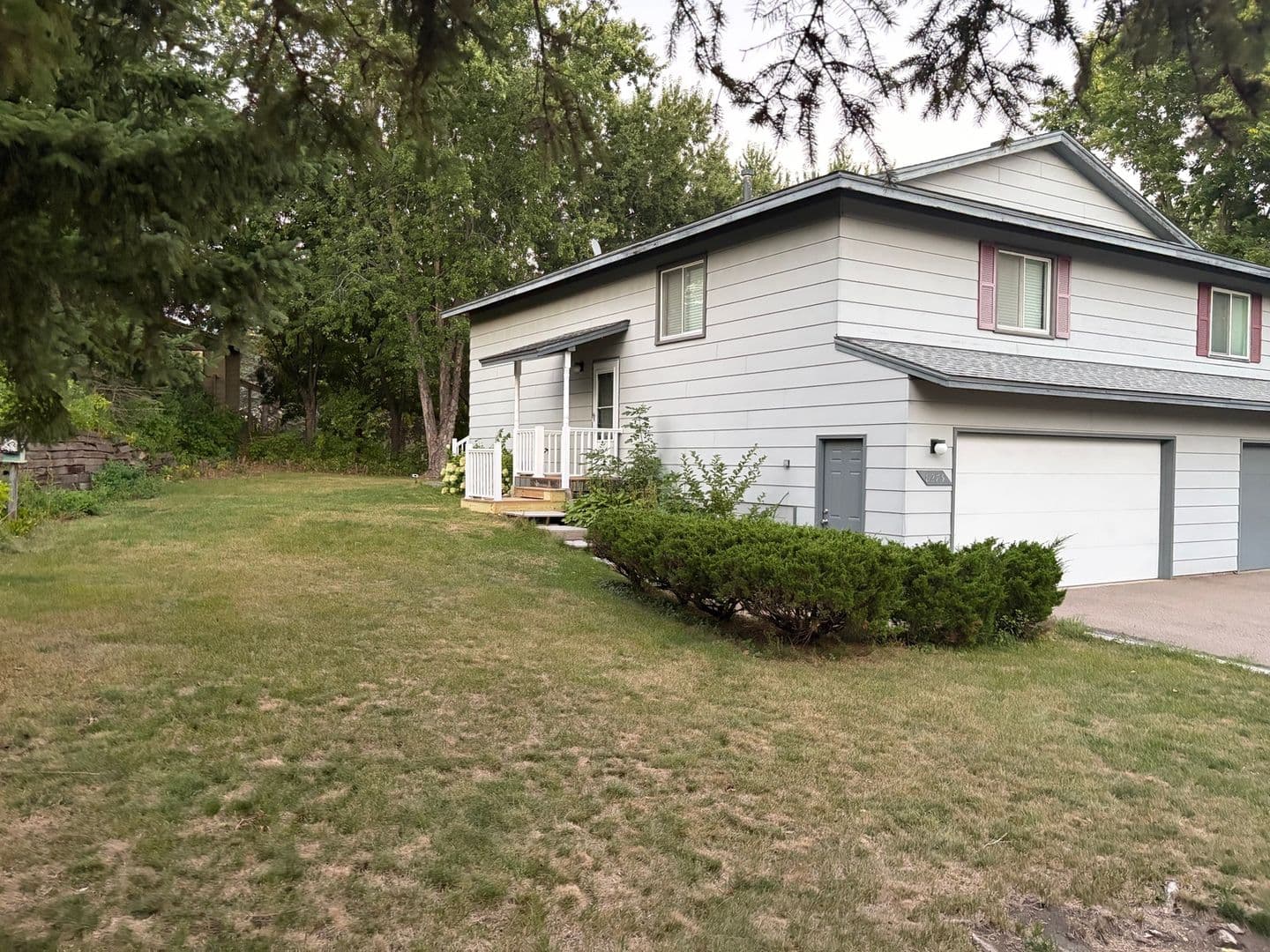 Eden Prairie House: 8275 Cypress Ln